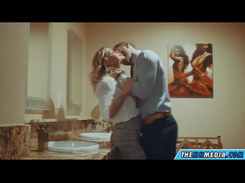 ❤️ وقتی یک بلوند بی تنه شما را در یک دستشویی عمومی اغوا می کند ❌ پورنو vk در پورنو fa.classicmebel21.ru ️❤